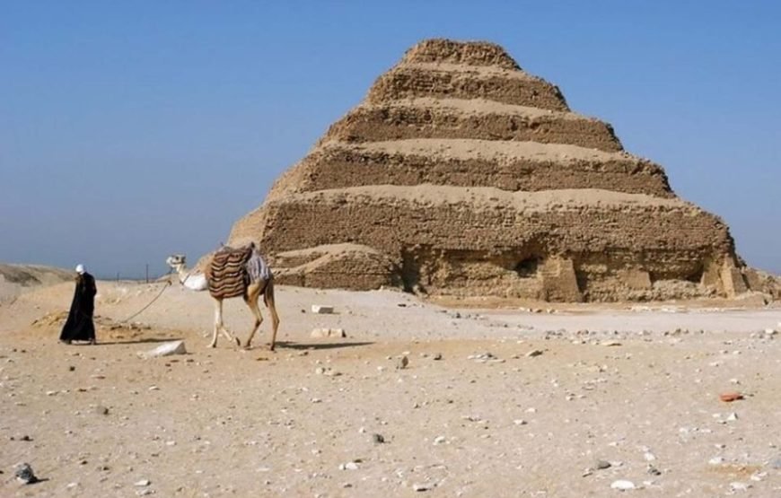 Private Pyramids Tour to Sakkara, Dahshur and Giza