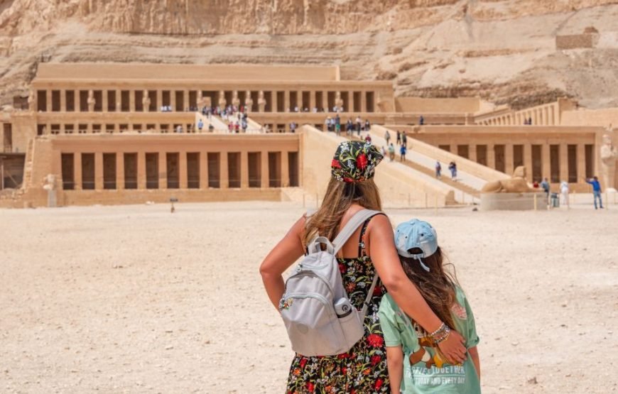 SMALL GROUP DAY TOUR FROM HURGHADA TO LUXOR