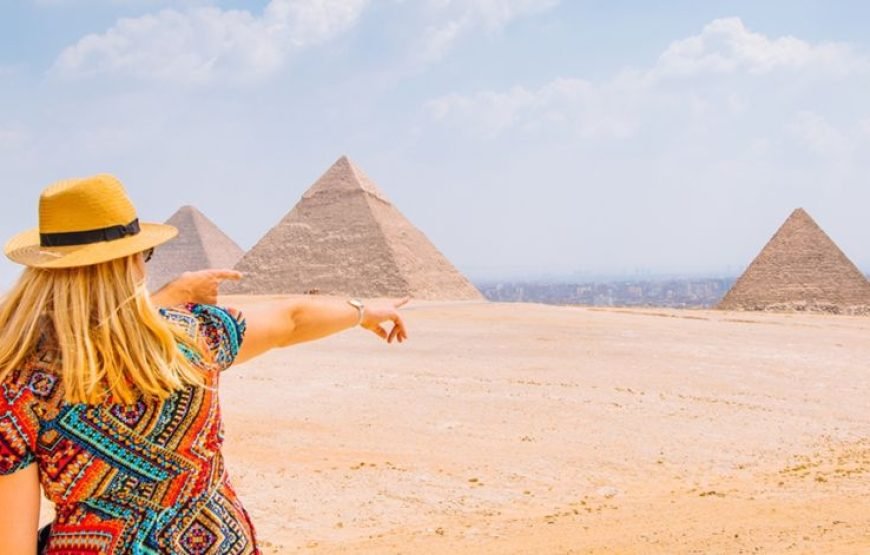 Tour to Cairo from Hurghada by Plane – Day Trip to the Pyramids and Egyptian Museum