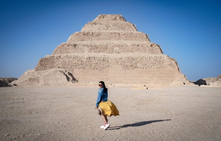 PRIVATE TOUR TO THE PYRAMIDS OF SAKKARA, DAHSHUR, AND GIZA